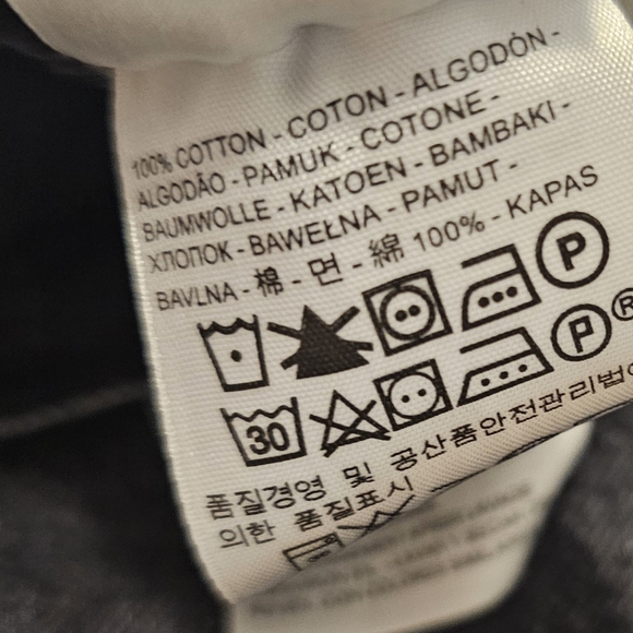 Levi's Skirt - Picture 3 of 5